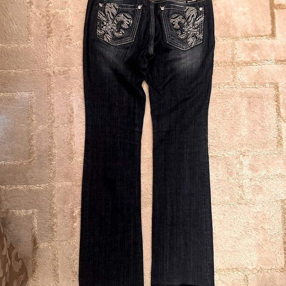 Miss Me brand embellished boot cut jeans - size 27 - Picture 3 of 9